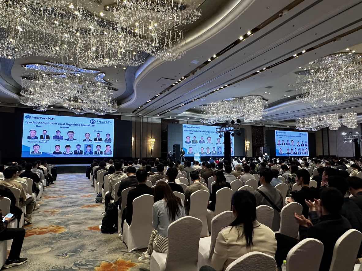 易游官方网站分析展·风采|第十六届国际多孔介质学会年会圆满落幕，易游官方网站分析闪耀国际舞台